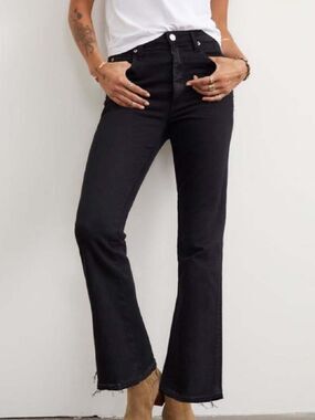 AMO Bella Jeans in Black Oak
